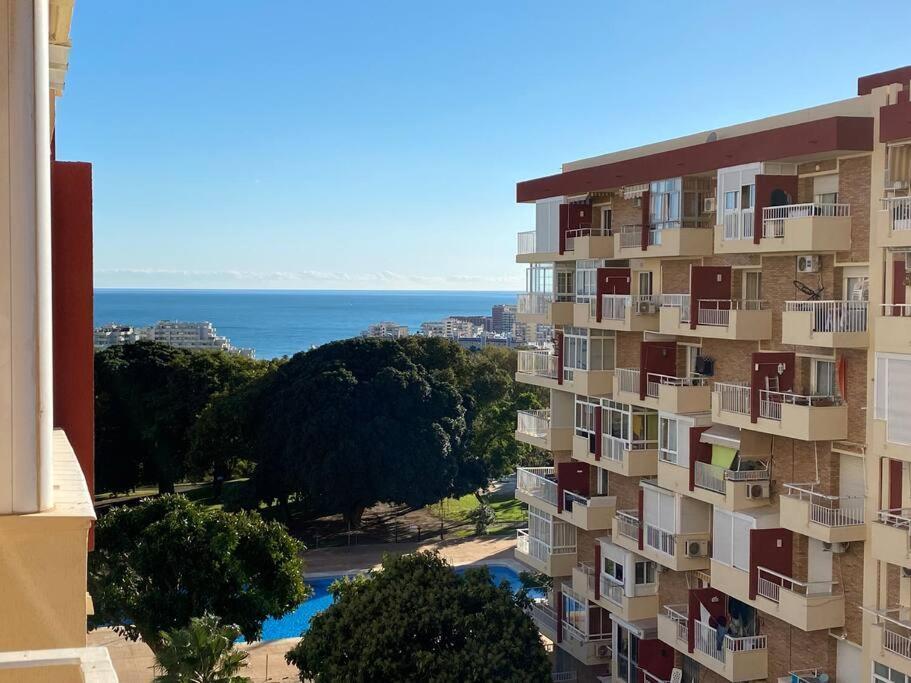 Style & Comfort In - Pool Available Seasonally Apartment *