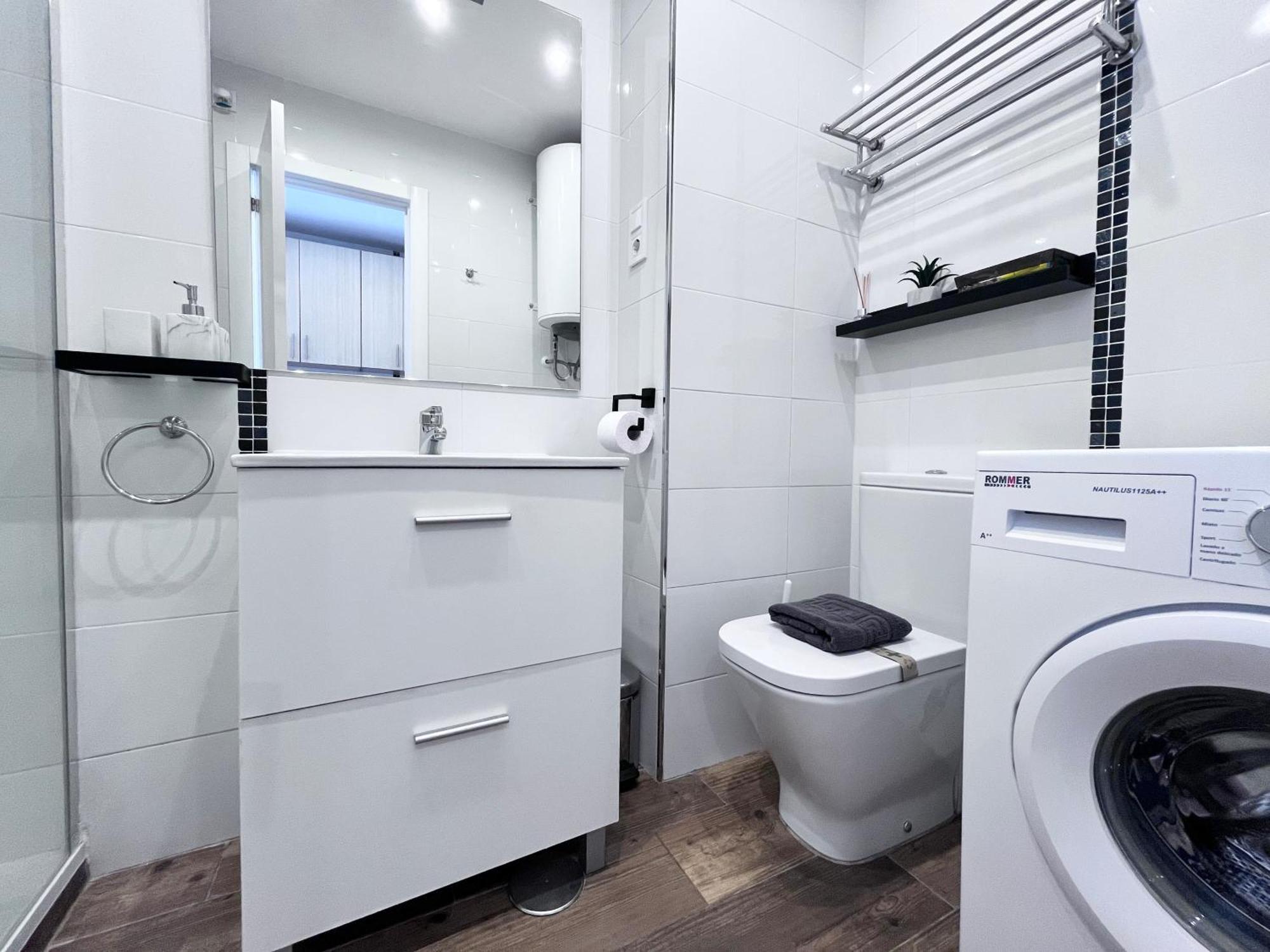 Apartment Style & Comfort In - Pool Available Seasonally *